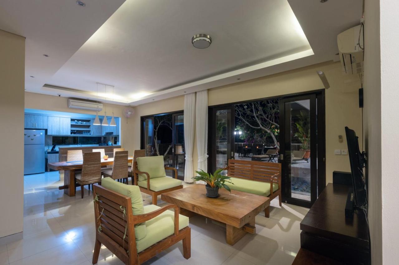 Villa Mayasari 6 Bed Rooms Nusa Dua  Esterno foto