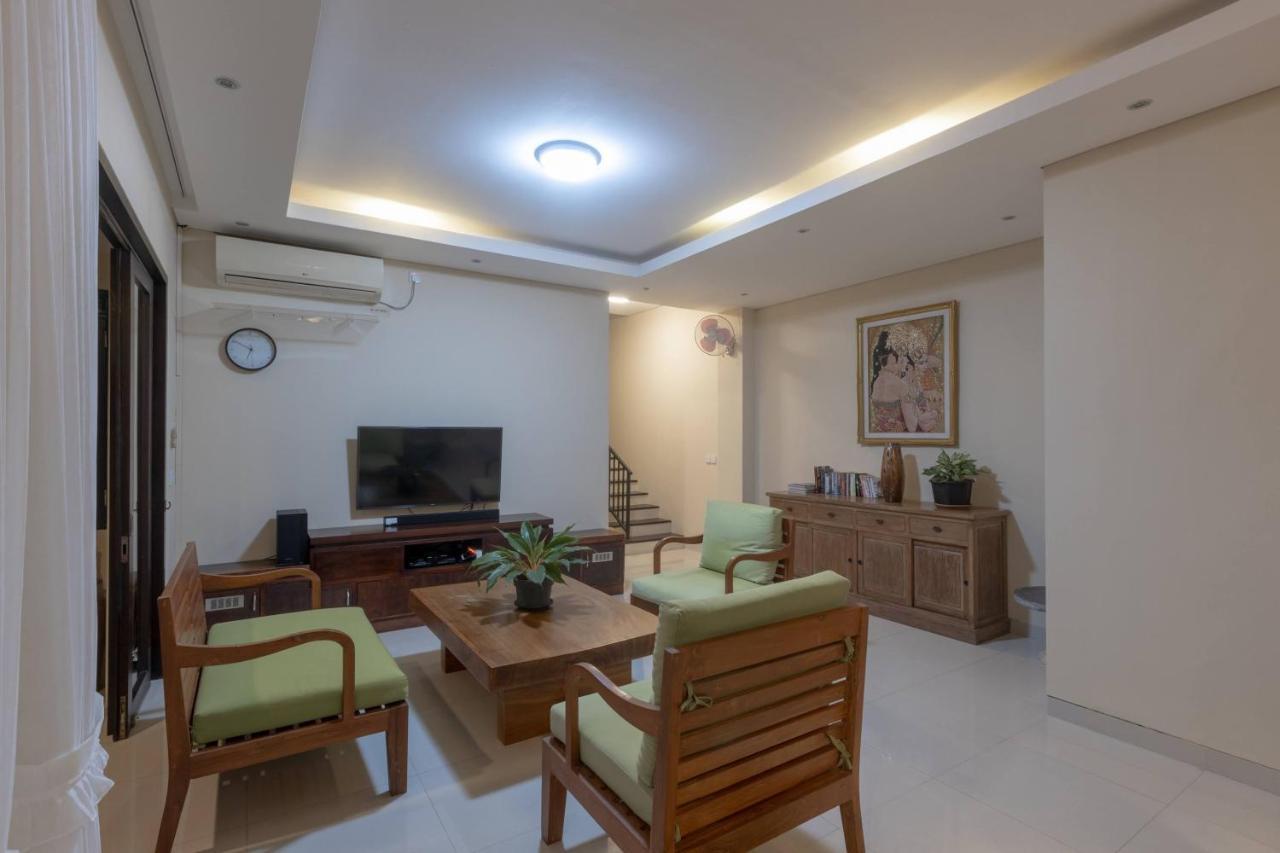 Villa Mayasari 6 Bed Rooms Nusa Dua  Esterno foto